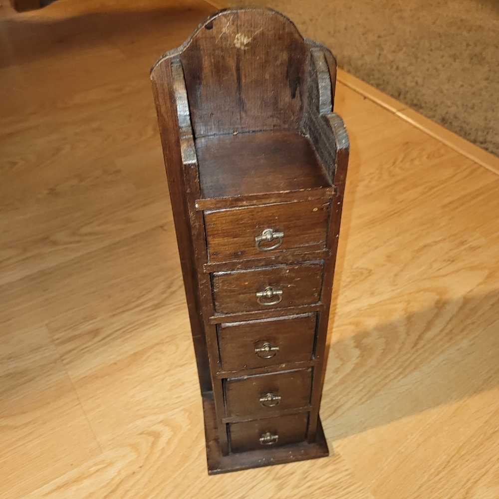 Vinage Wooden Apothecary - Picture 5 of 8